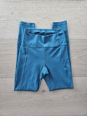 Lululemon In Movement Leggings 25" Laguna Size 4
